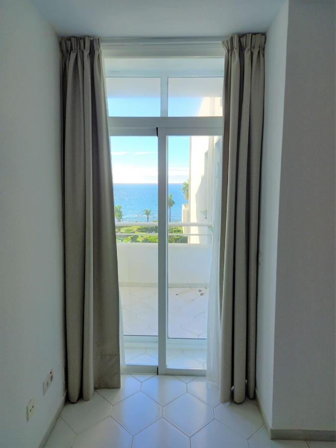 Miraflores Beachfront Penthouse Sitio de Calahonda Buitenkant foto