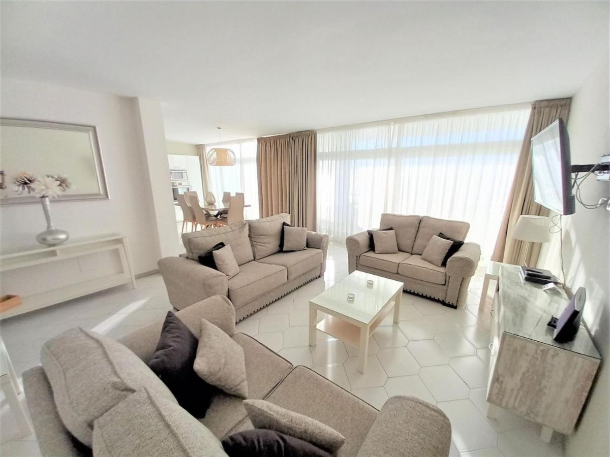 Miraflores Beachfront Penthouse Sitio de Calahonda Buitenkant foto
