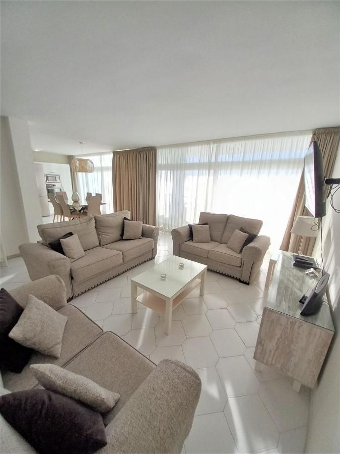 Miraflores Beachfront Penthouse Sitio de Calahonda Buitenkant foto